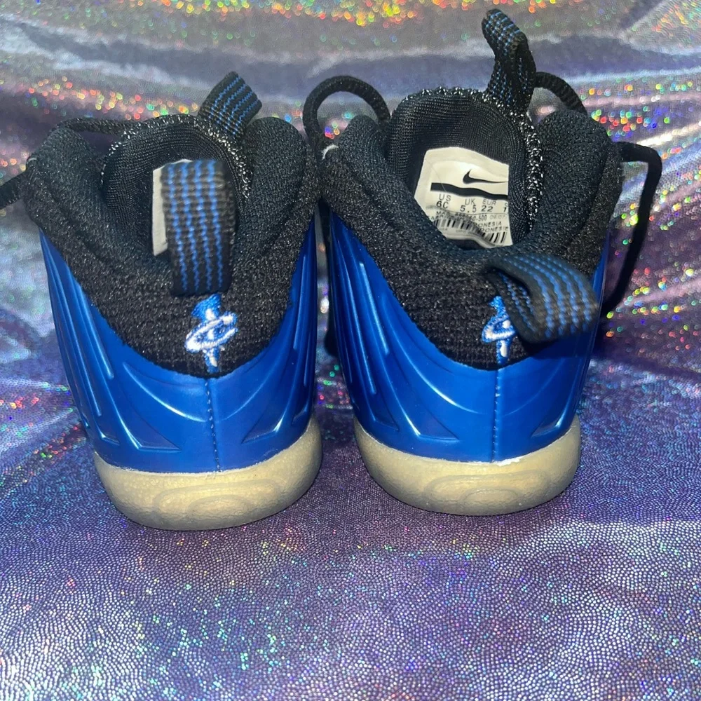 Toddler Nike posites
